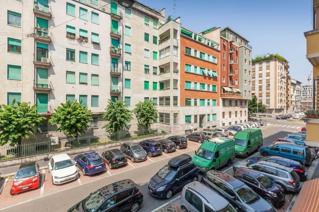 Spacious And New Apt In Citta Studi Milano Eksteriør billede